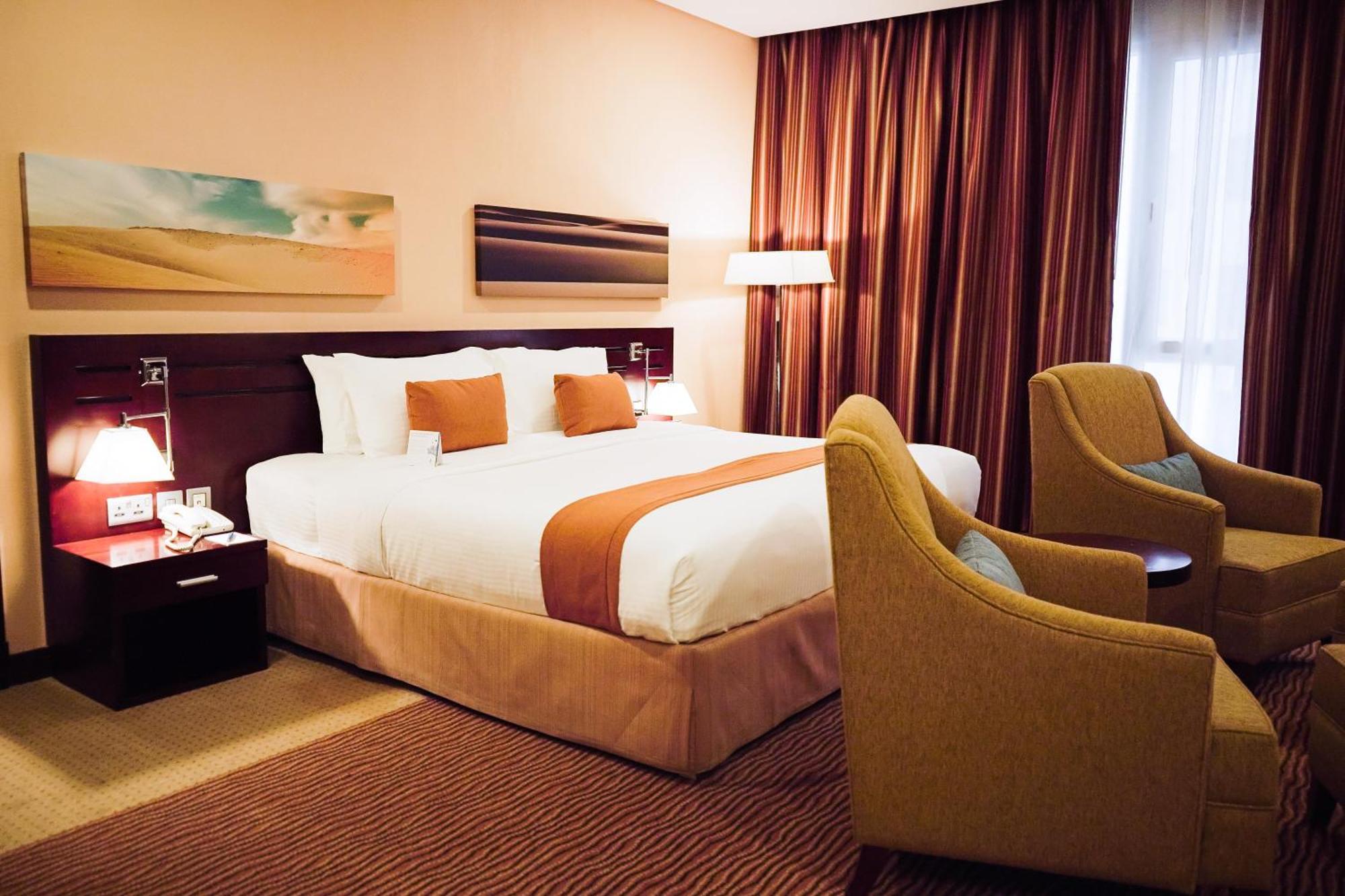 City Seasons Hotel & Suites Muscat Ngoại thất bức ảnh