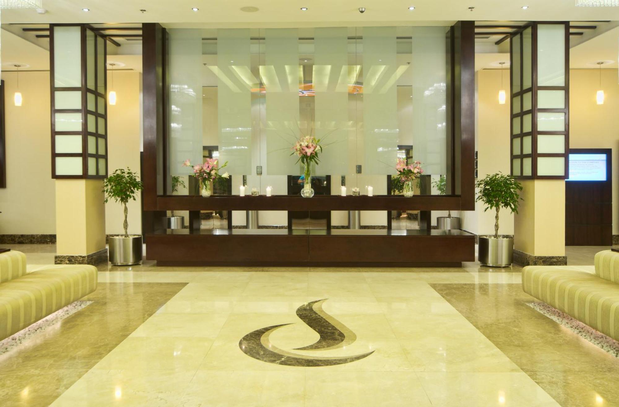 City Seasons Hotel & Suites Muscat Ngoại thất bức ảnh