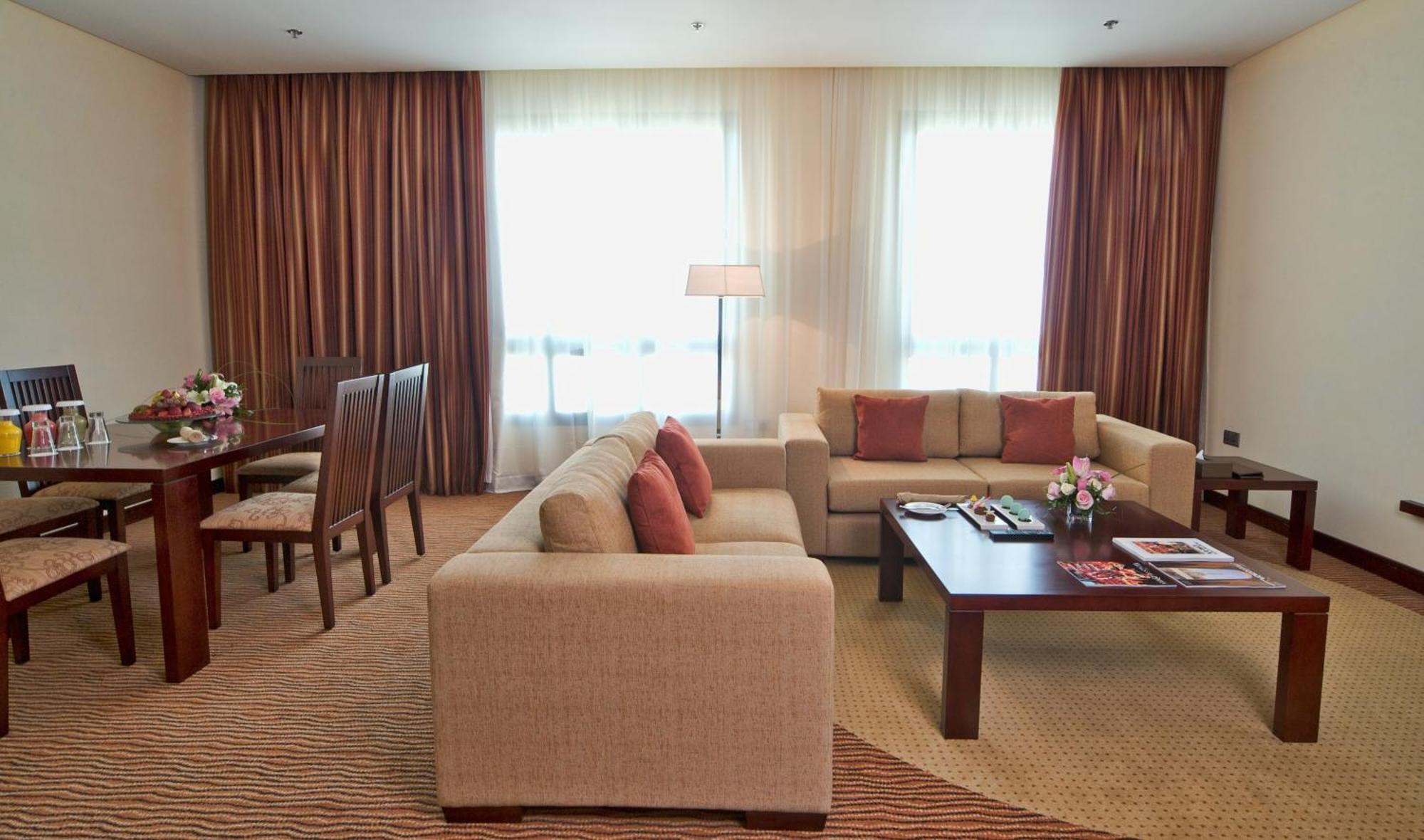 City Seasons Hotel & Suites Muscat Ngoại thất bức ảnh