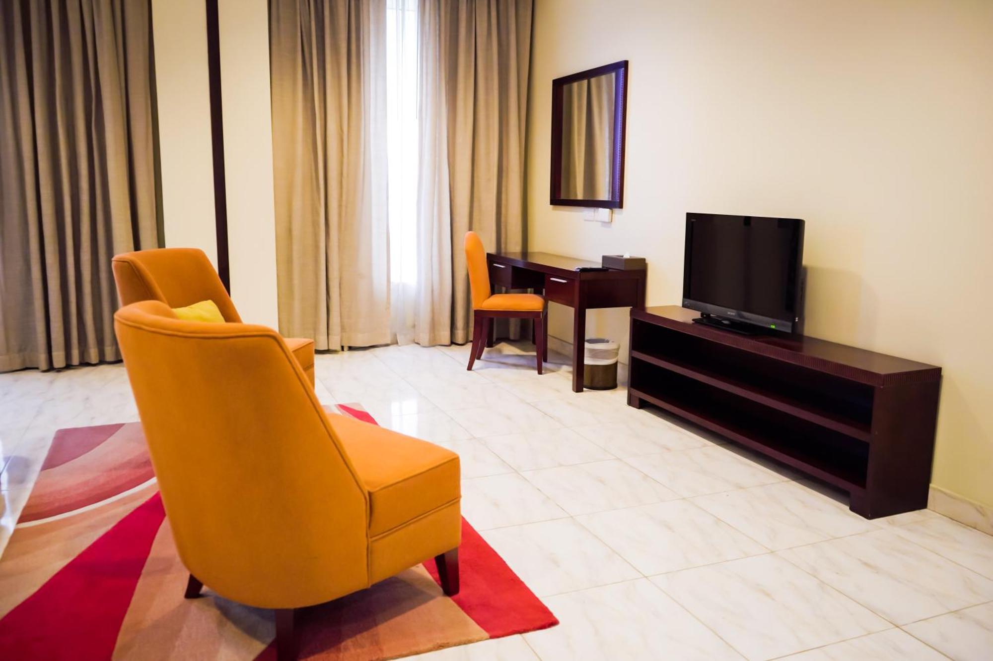 City Seasons Hotel & Suites Muscat Phòng bức ảnh