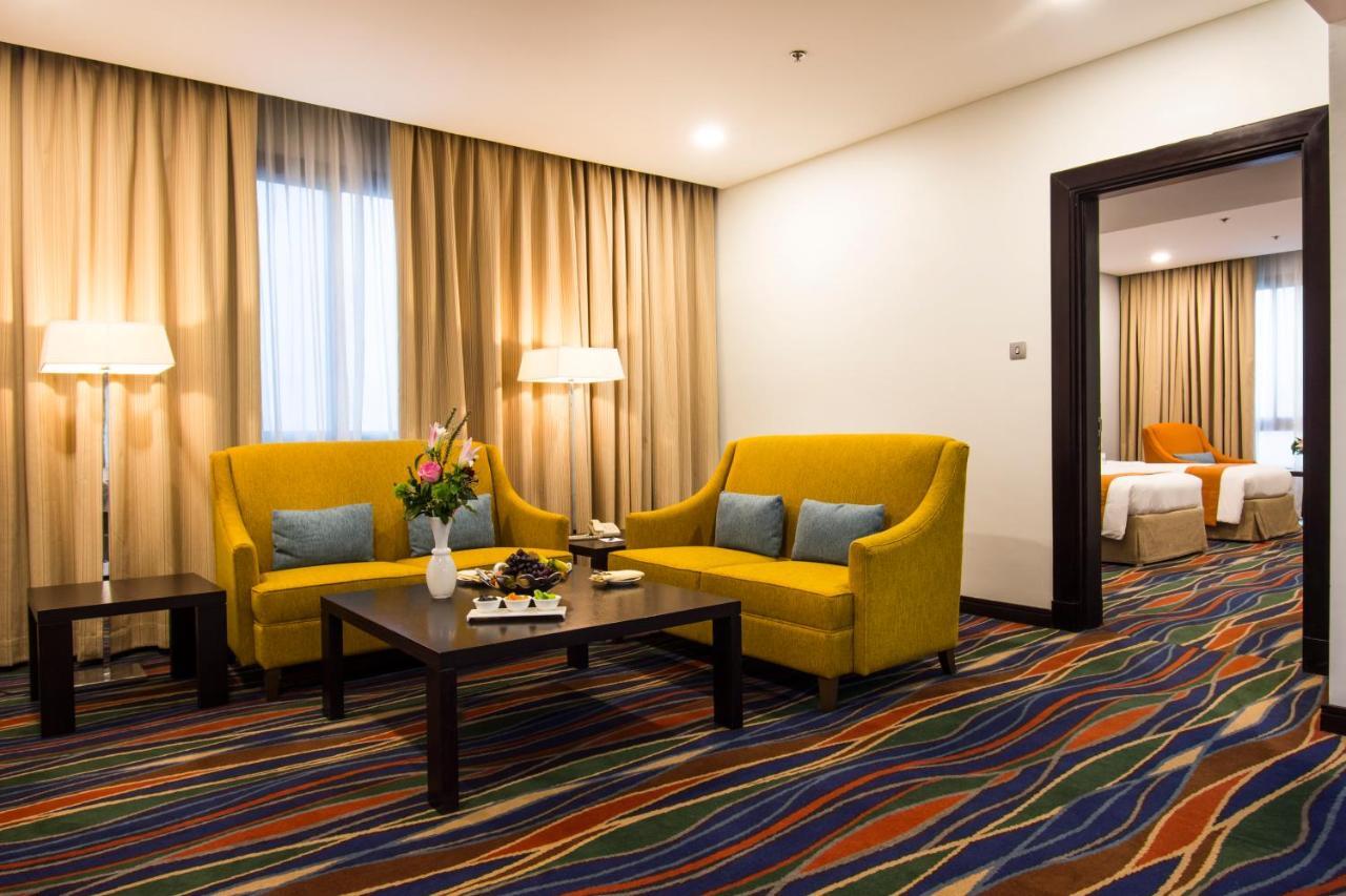 City Seasons Hotel & Suites Muscat Ngoại thất bức ảnh
